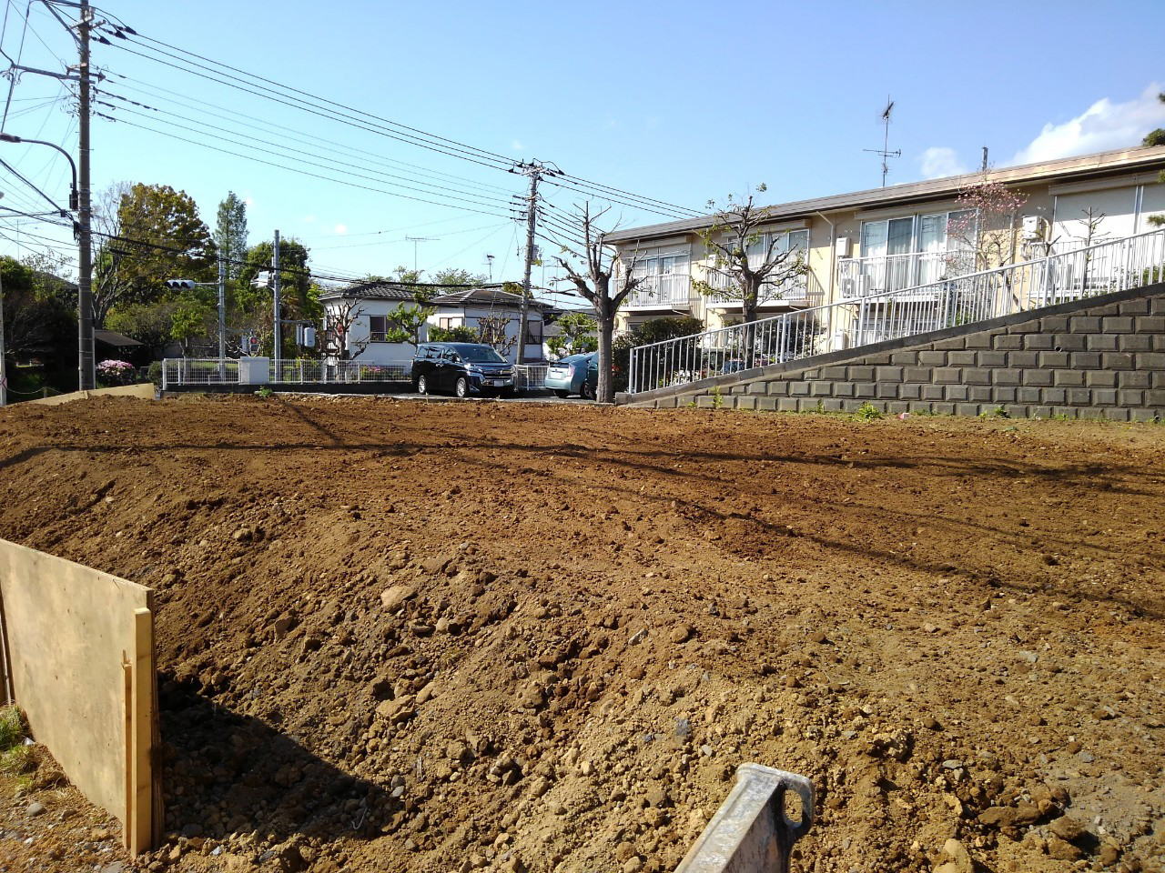 多摩市の解体工事が終了しました。新型コロナ感染予防対策もしっかり行っています。